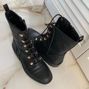 Guess combat boots